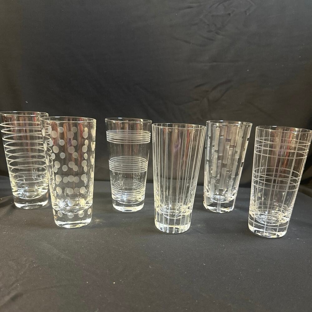 Vintage Cordial / Tall Shot Glasses Etched Clear Glass 4 5/8" Tall ( set of 6 )